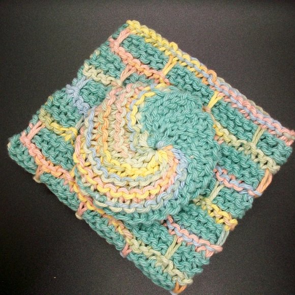 Handmade Knit Green Pink Cotton Wash Dish Spa Cloth Scrubbie Set - Picture 3 of 6